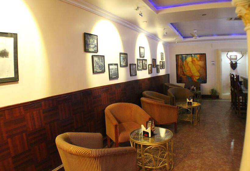 هتل Sneha Clarks Inn Suites Nepalgunj