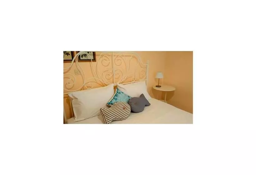 Maria S Studios & Apartments