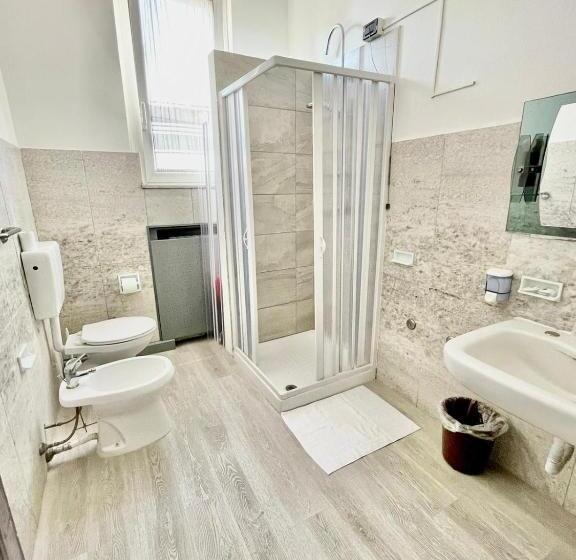 膳宿费 Bovisa House B&b Private Rooms