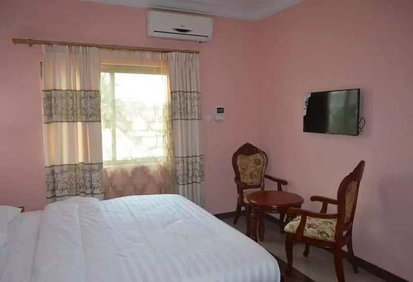پانسیون Precious Guest Lodge