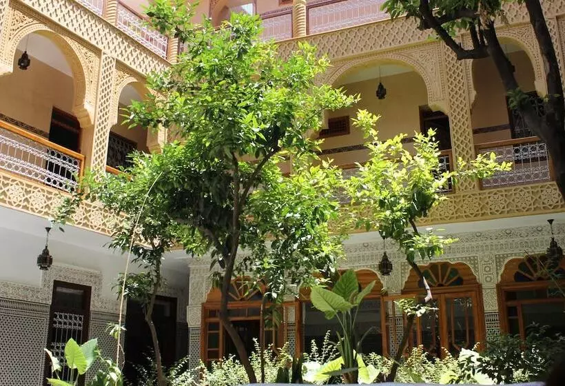 ペンション Riad Les Chrifis Navette Aeroport 24 Sur 24