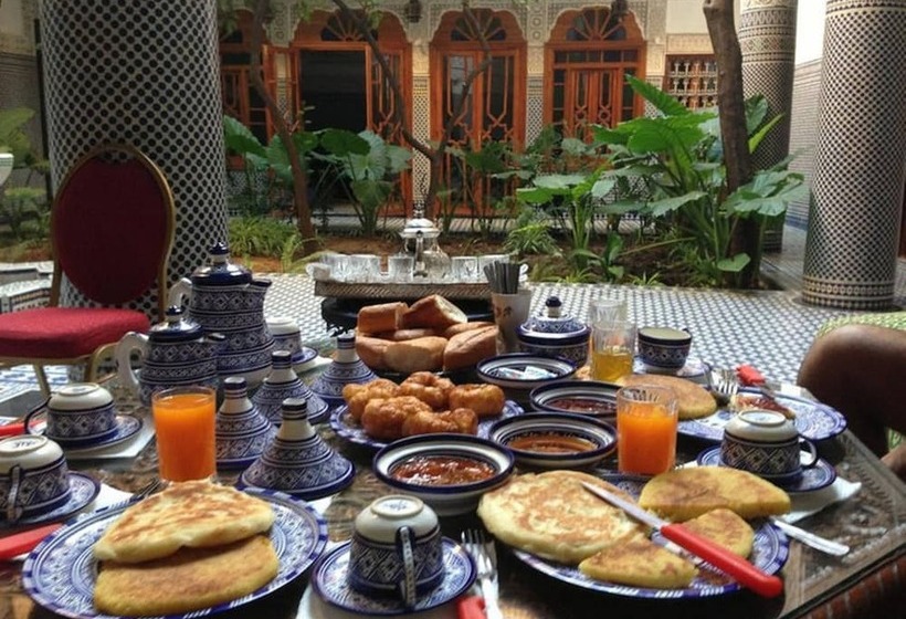 膳宿费 Riad Les Chrifis Navette Aeroport 24 Sur 24