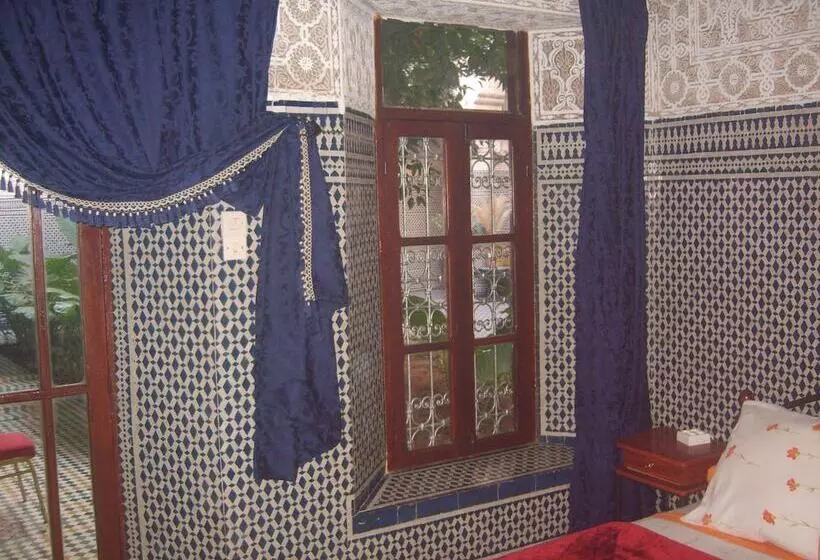 ペンション Riad Les Chrifis Navette Aeroport 24 Sur 24