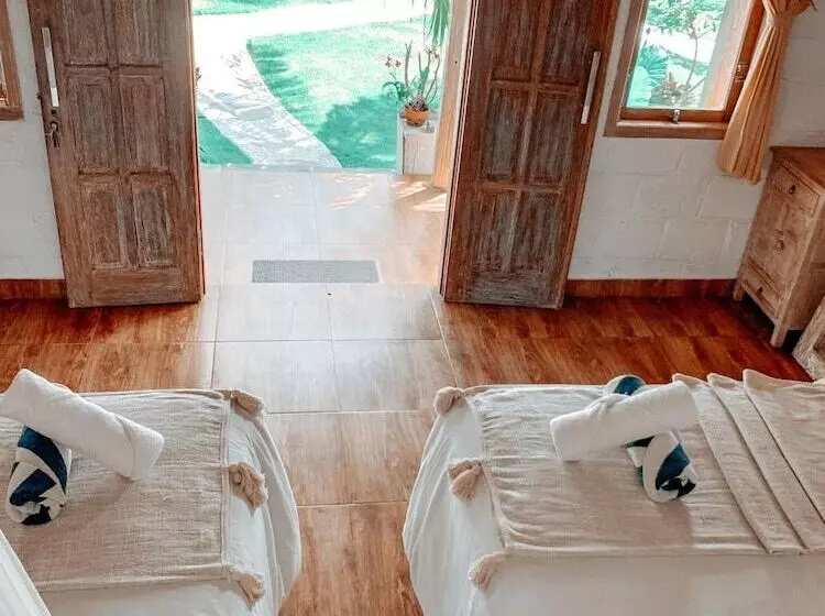 ペンション Uluwatu Breeze Village