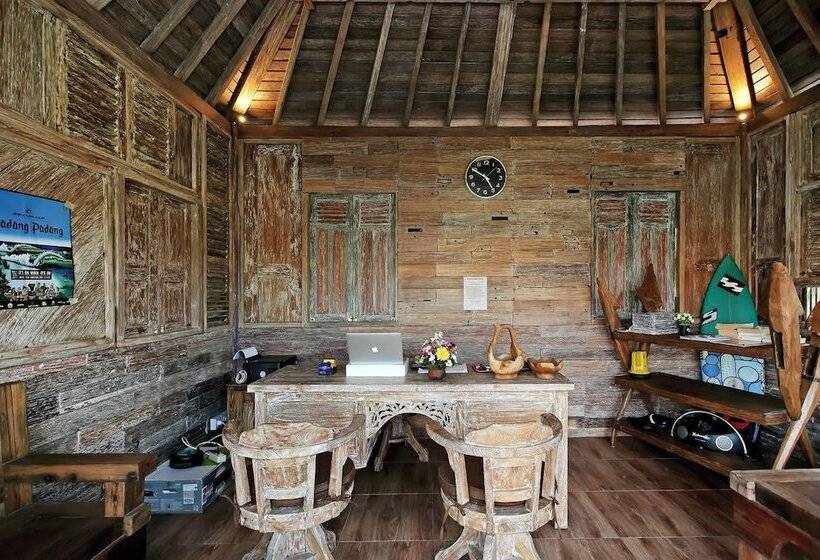 بنسيون Uluwatu Breeze Village