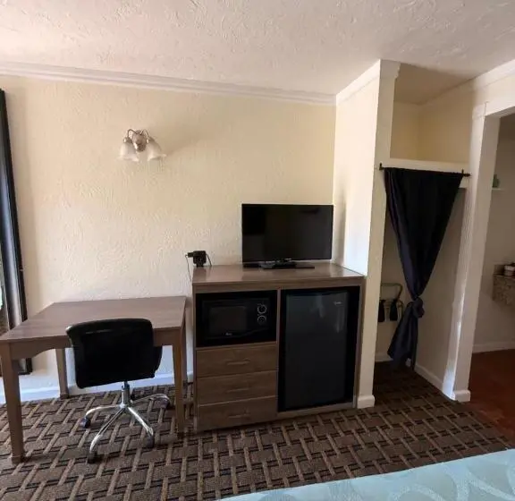 Baechtel Creek Inn, Ascend Hotel Collection