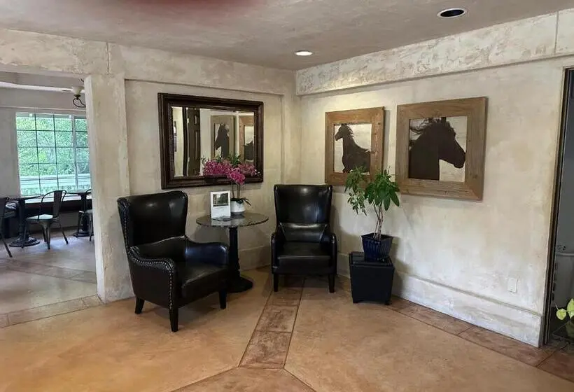 Baechtel Creek Inn, Ascend Hotel Collection