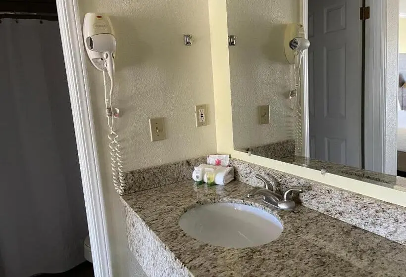 Baechtel Creek Inn, Ascend Hotel Collection
