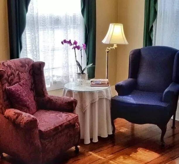 فندق Millhouse Inn