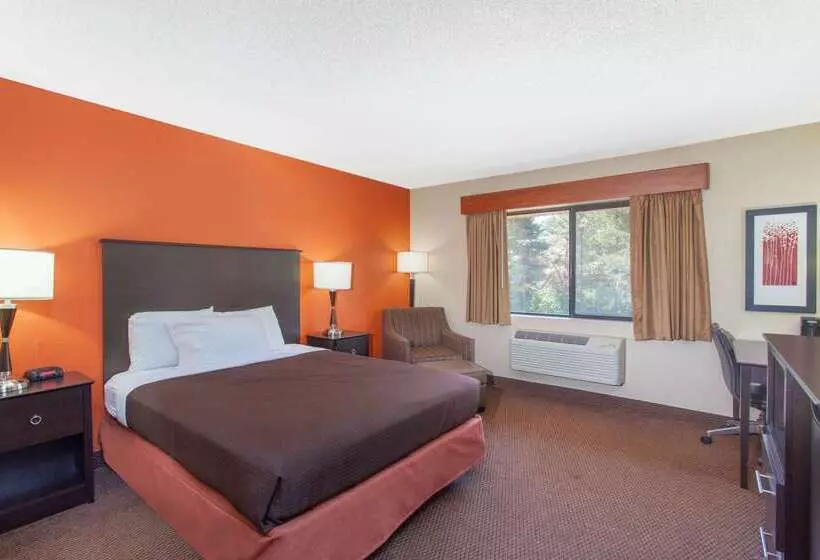 Hotelli Americinn By Wyndham Ham Lake