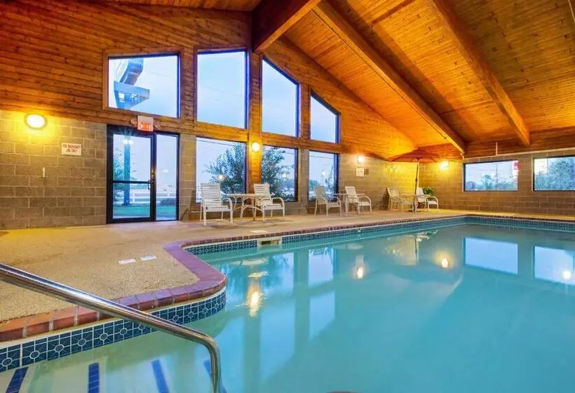 Hotelli Americinn By Wyndham Ham Lake