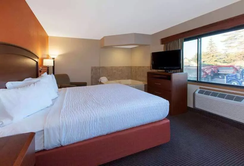 Отель Americinn By Wyndham Iron River