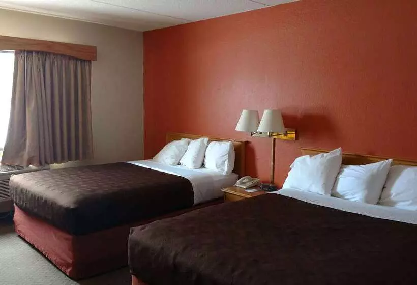 Отель Americinn By Wyndham Iron River