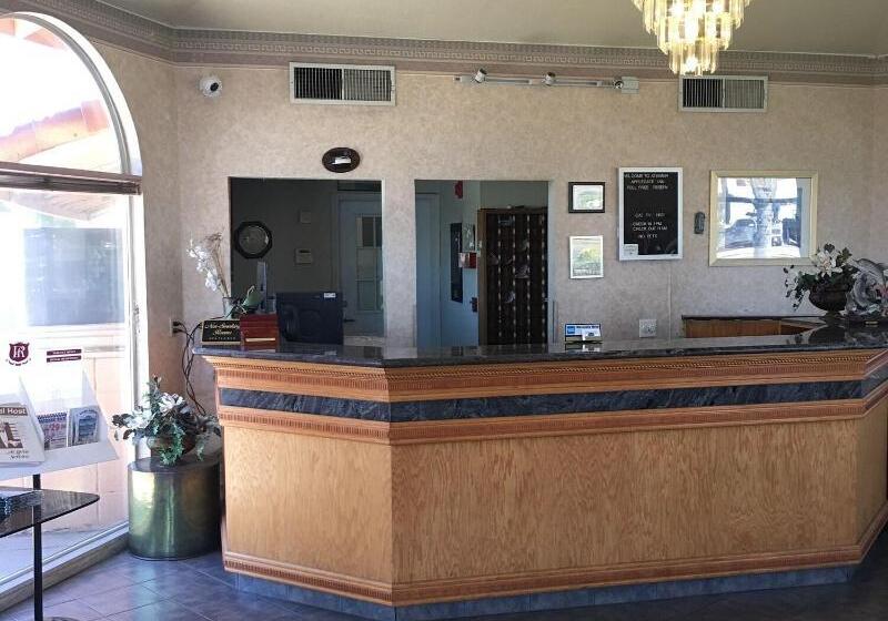 ホテル Applegate Inn