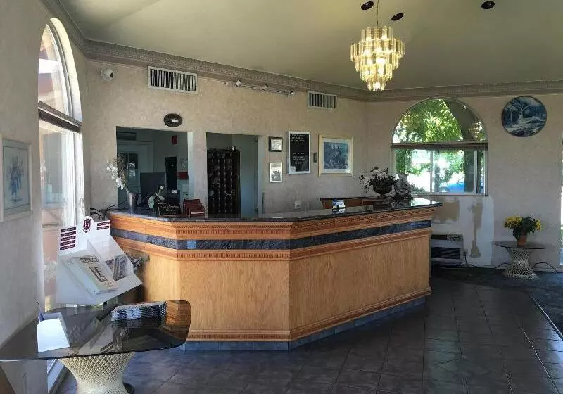 호텔 Applegate Inn