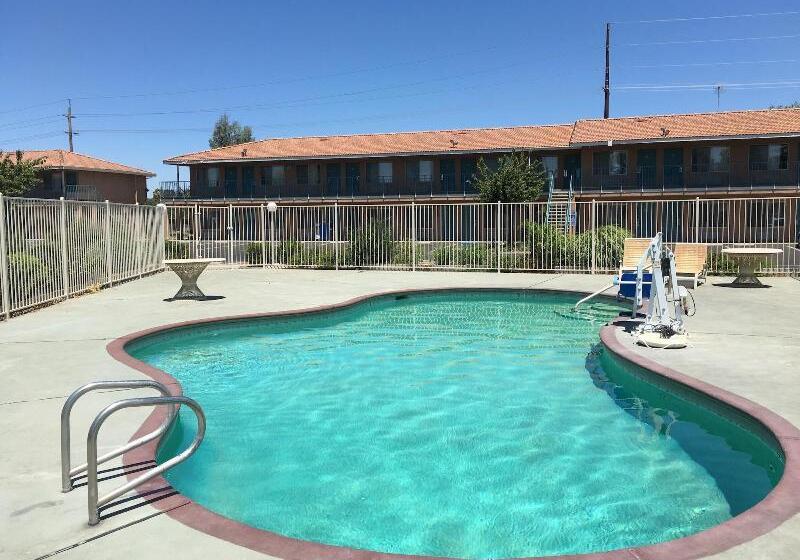 ホテル Applegate Inn