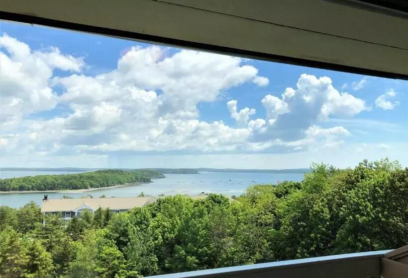 ホテル Atlantic Eyrie Lodge