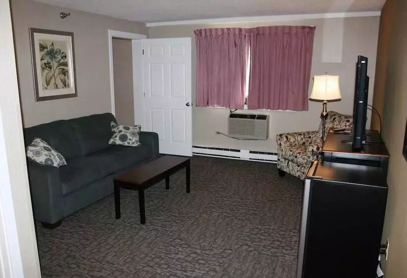 هتل Bangor Inn & Suites