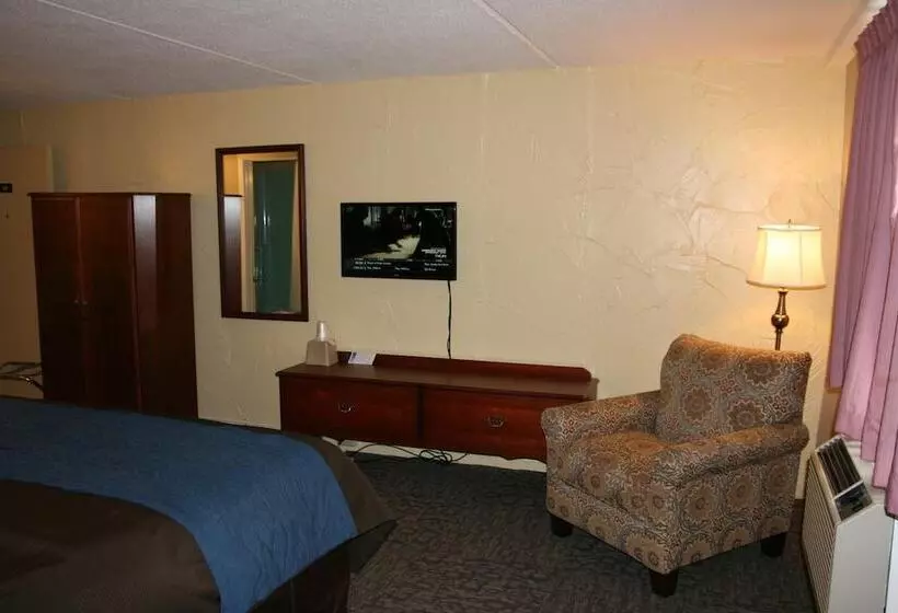 هتل Bangor Inn & Suites