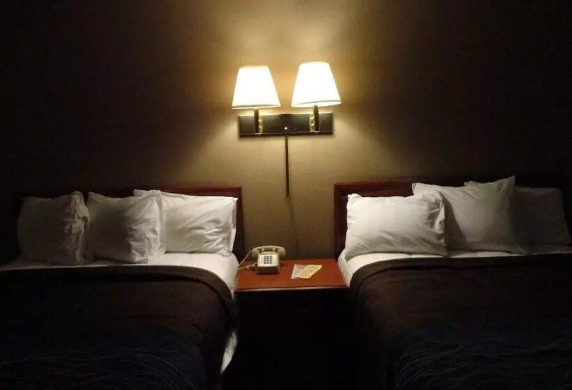 هتل Bangor Inn & Suites