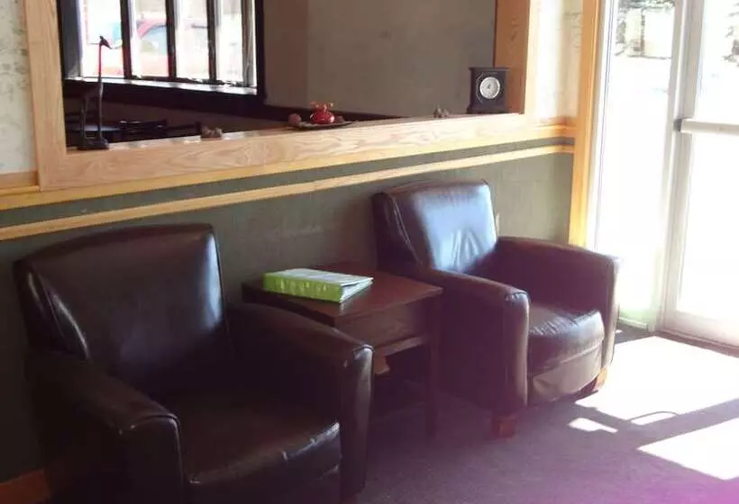 هتل Bangor Inn & Suites