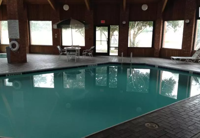 호텔 Baymont Inn & Suites By Wyndham San Marcos