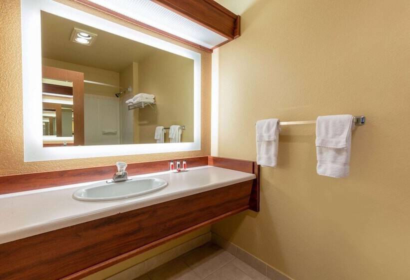 هتل Howard Johnson By Wyndham Leavenworth