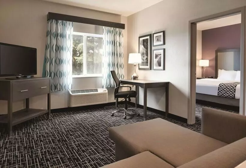 هتل La Quinta By Wyndham Pocatello