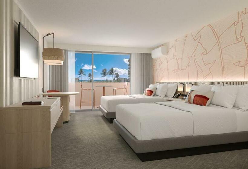 ホテル Romer Waikiki At The Ambassador