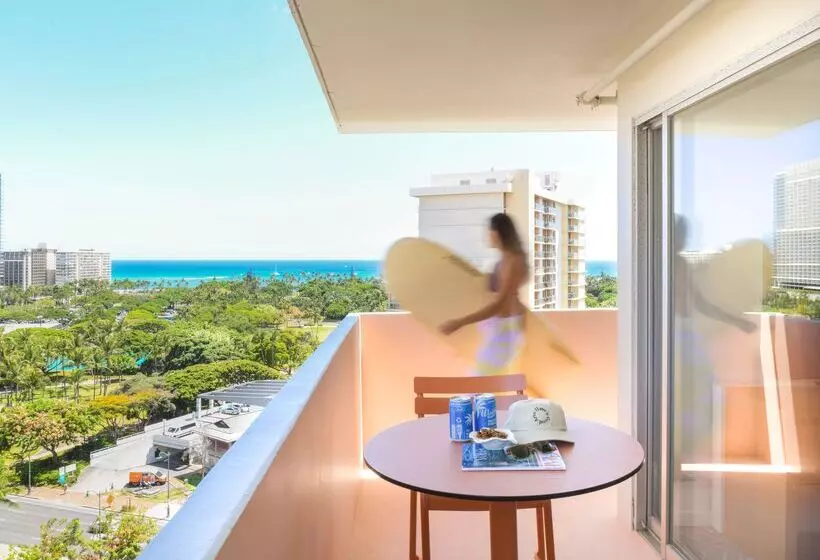 酒店 Romer Waikiki At The Ambassador