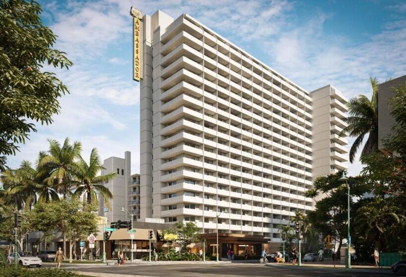 ホテル Romer Waikiki At The Ambassador