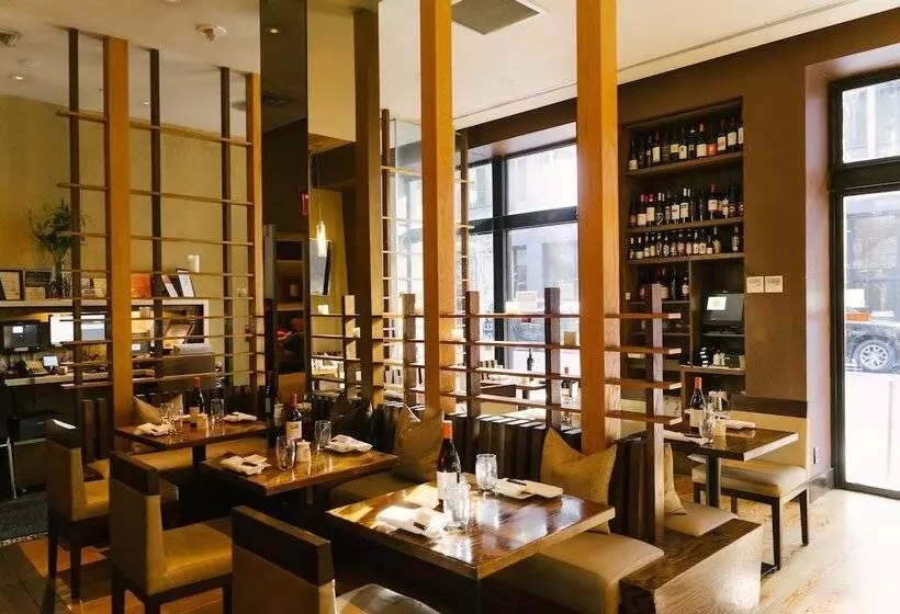 Square Hotel At Times Square