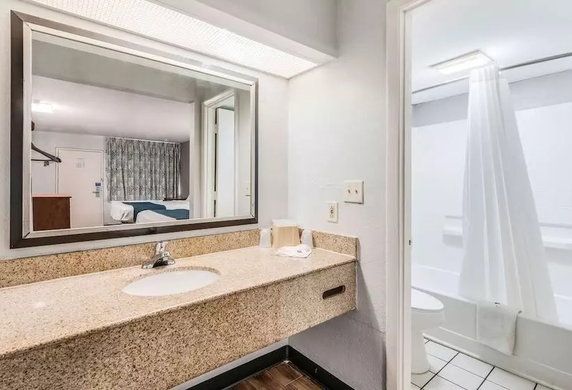 Motel 6 Tupelo, Ms Downtown