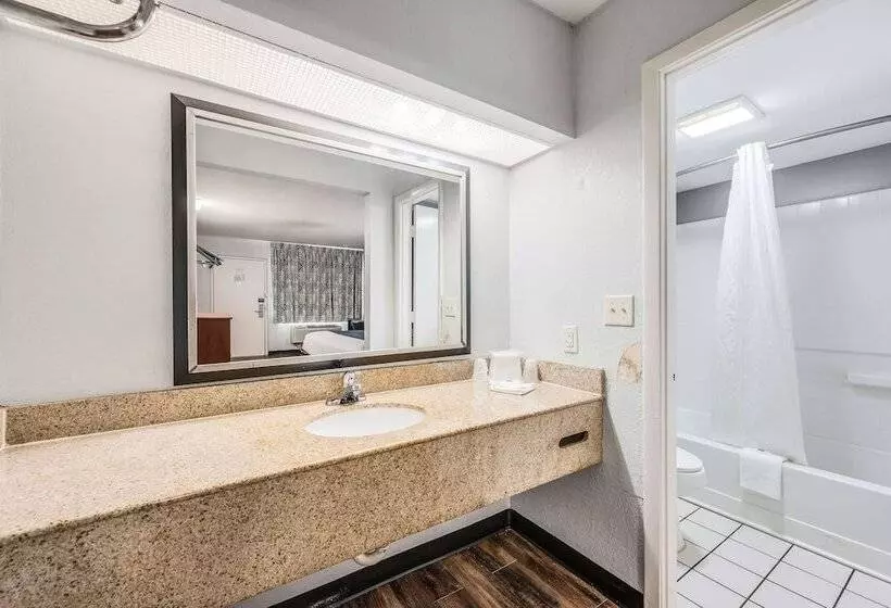 Motel 6 Tupelo, Ms Downtown