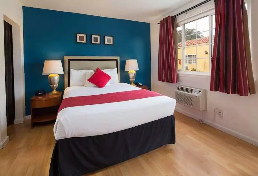 Мотель Alpine Inn And Suites