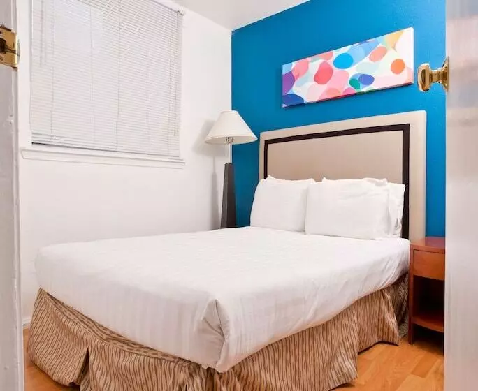 Мотель Alpine Inn And Suites