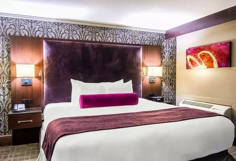 Oasis Hotel & Conv. Center, Ascend Hotel Collection