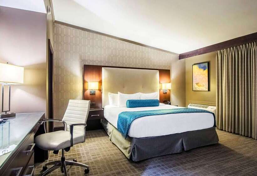 Oasis Hotel & Conv. Center, Ascend Hotel Collection