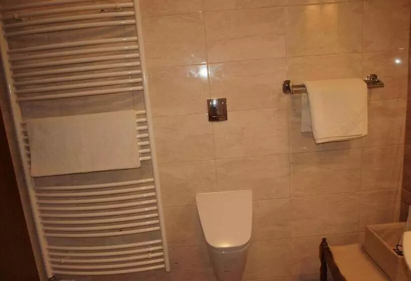 Ana Guest House