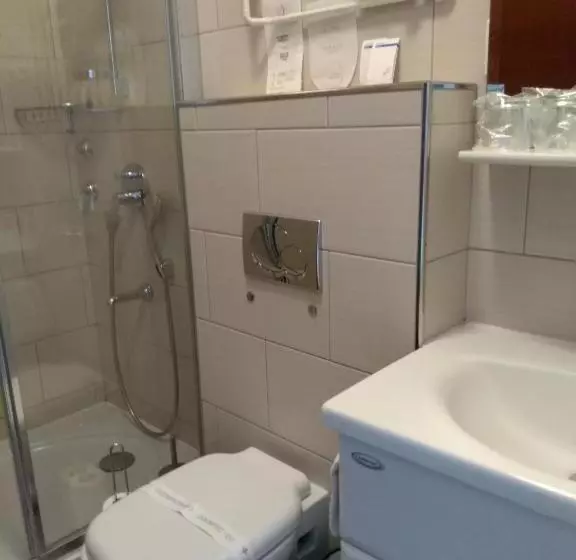 Ana Guest House