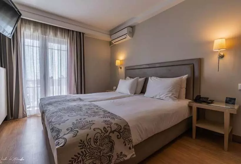 Hôtel Avra
