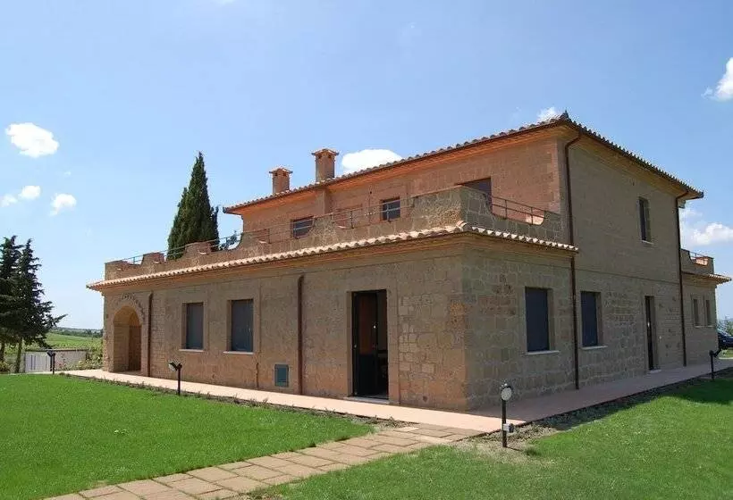 Maaseutuhotelli Agriturismo Poggio Al Tufo