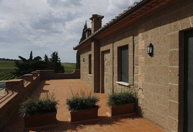 فندق ريفى Agriturismo Poggio Al Tufo