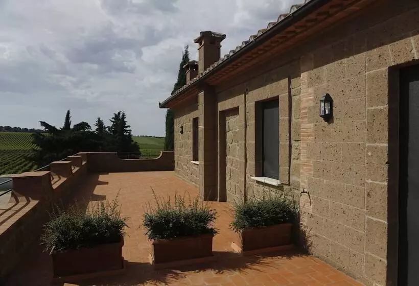 Maaseutuhotelli Agriturismo Poggio Al Tufo