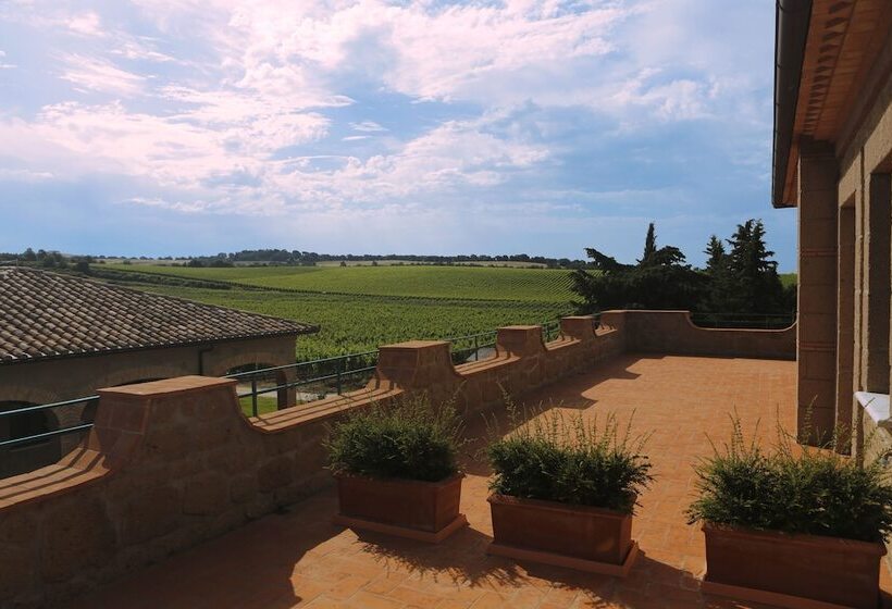 فندق ريفى Agriturismo Poggio Al Tufo