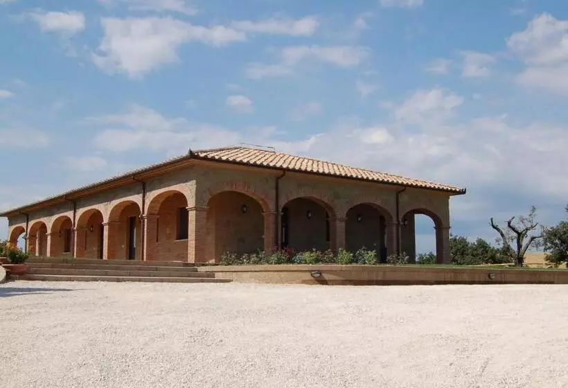 Maaseutuhotelli Agriturismo Poggio Al Tufo