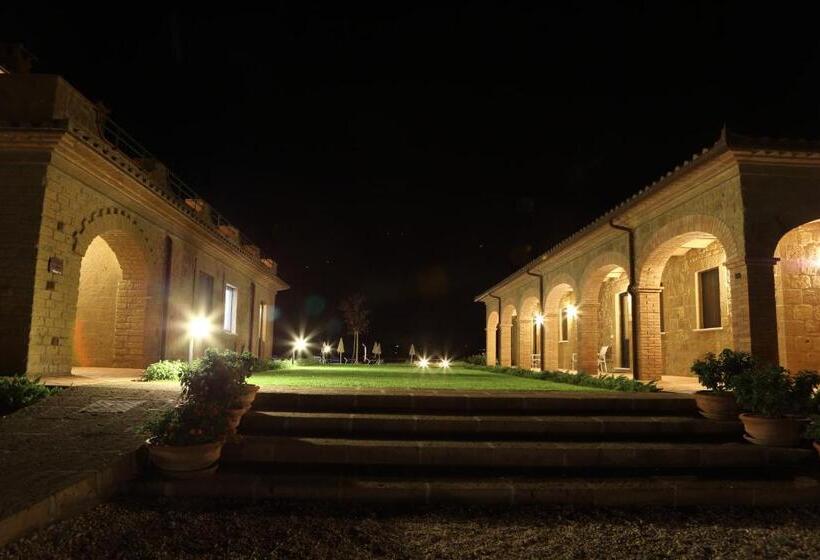 فندق ريفى Agriturismo Poggio Al Tufo