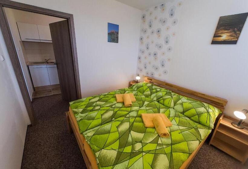 פנסיון Penzion Top