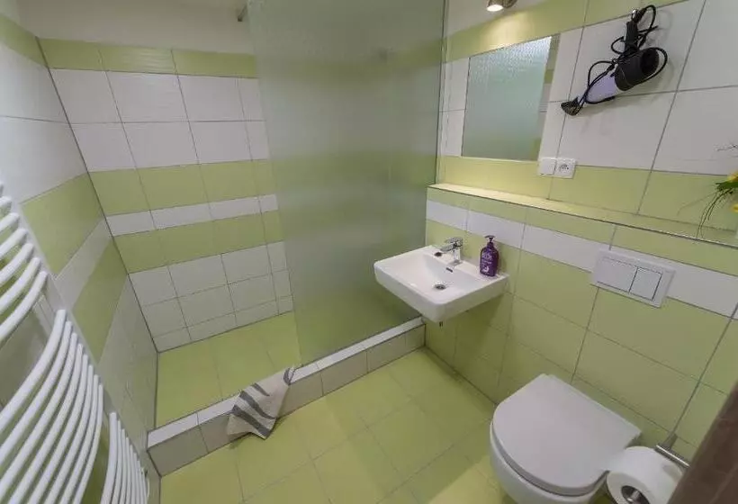 Majatalo Penzion Top