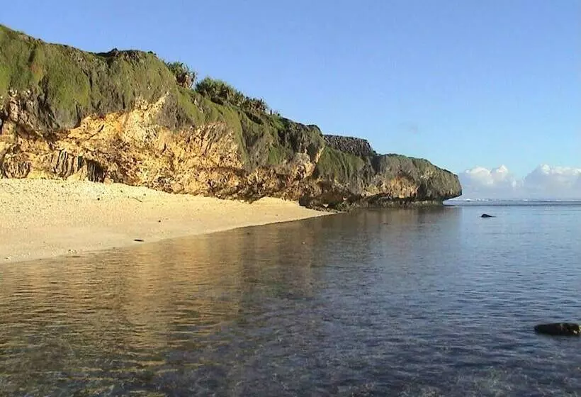 تختخواب و صبحانه Ara Moana Bungalows